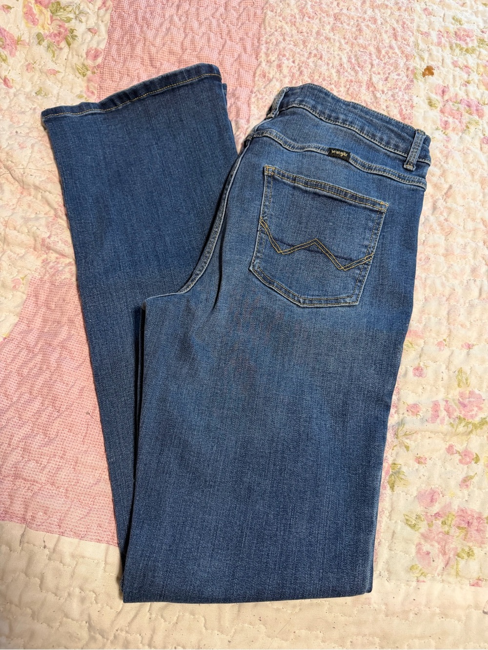 Wrangler Women's Medium Blue Boot Cut Jeans